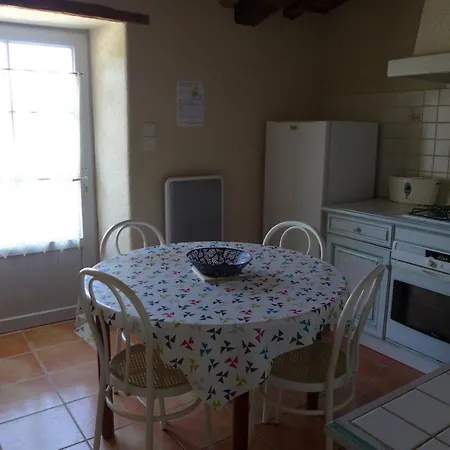 Ferienhaus La Frapperie Beaurepaire (Vendee)